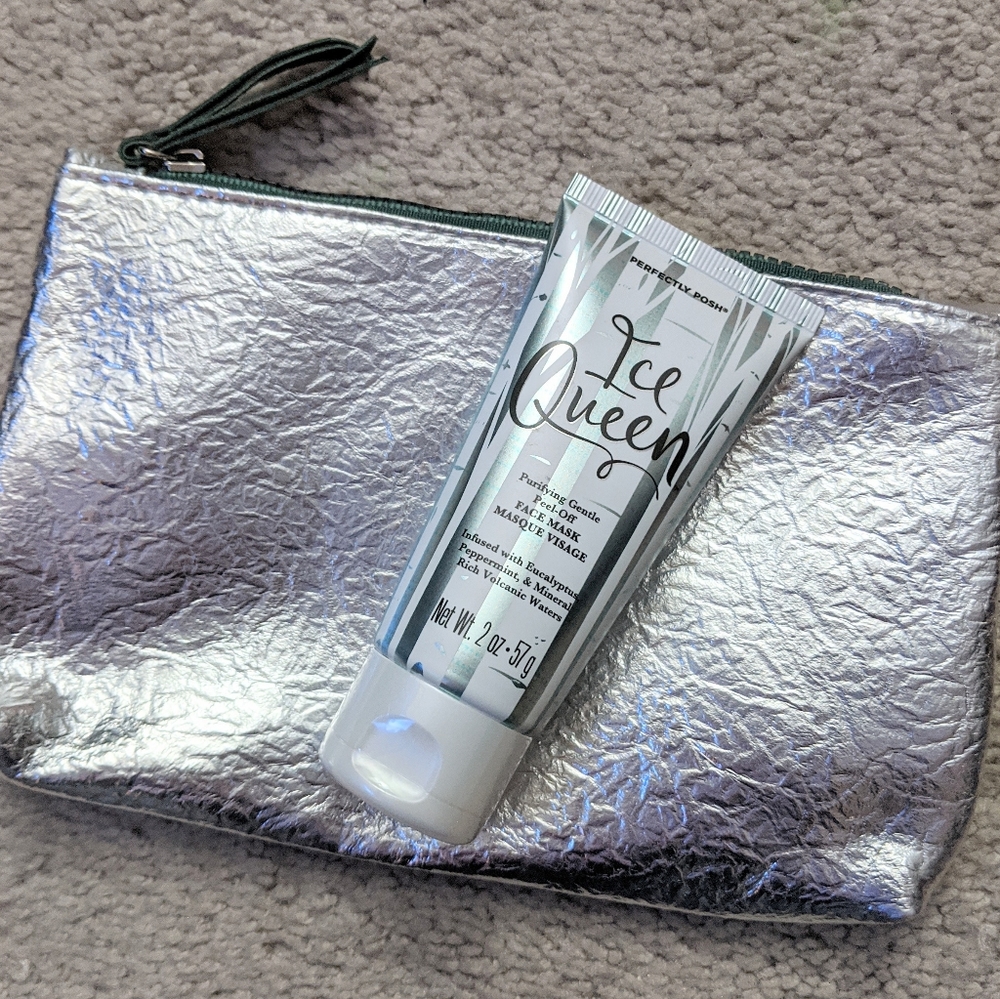 Perfectly Posh Ice Queen Peel Off Mask & Ipsy Bag